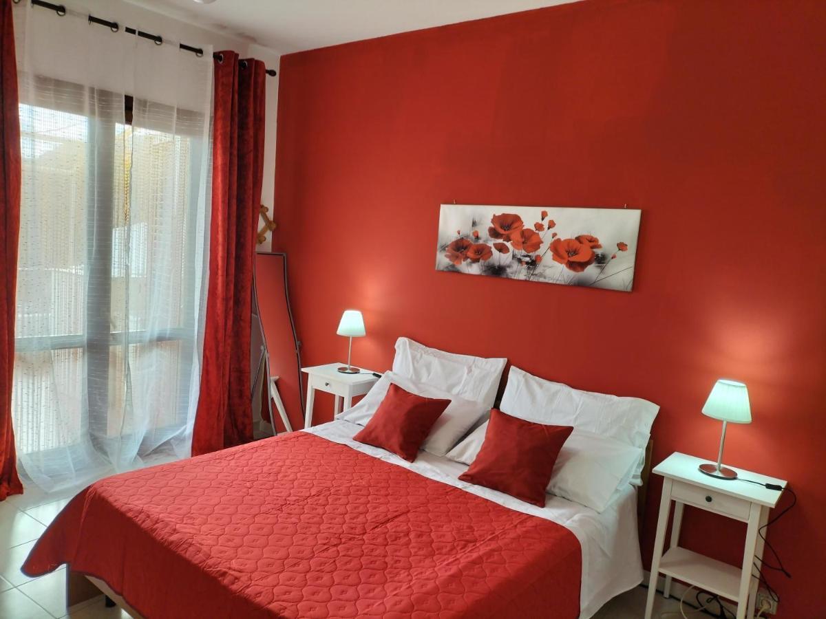 Casa Vacanza Da Rosa Letojanni Exterior foto