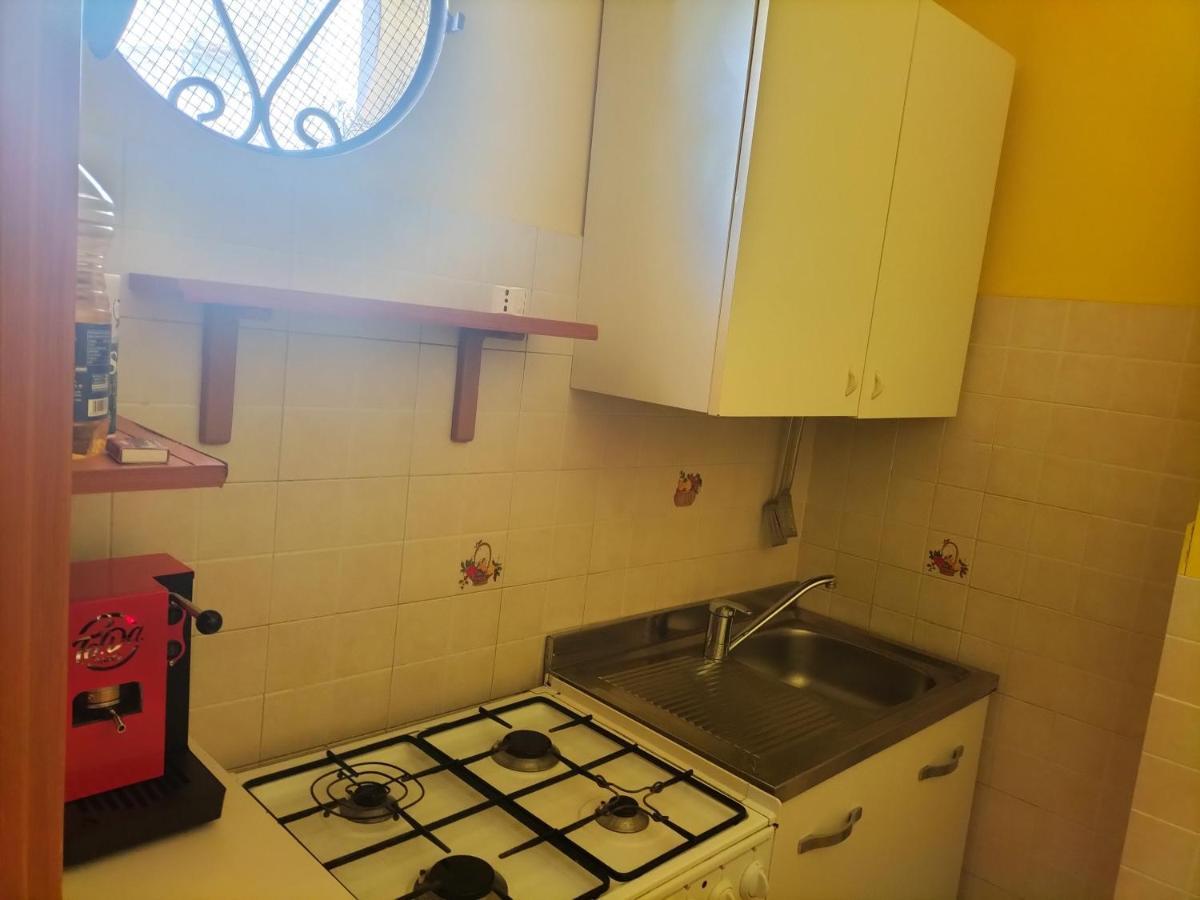 Casa Vacanza Da Rosa Letojanni Exterior foto