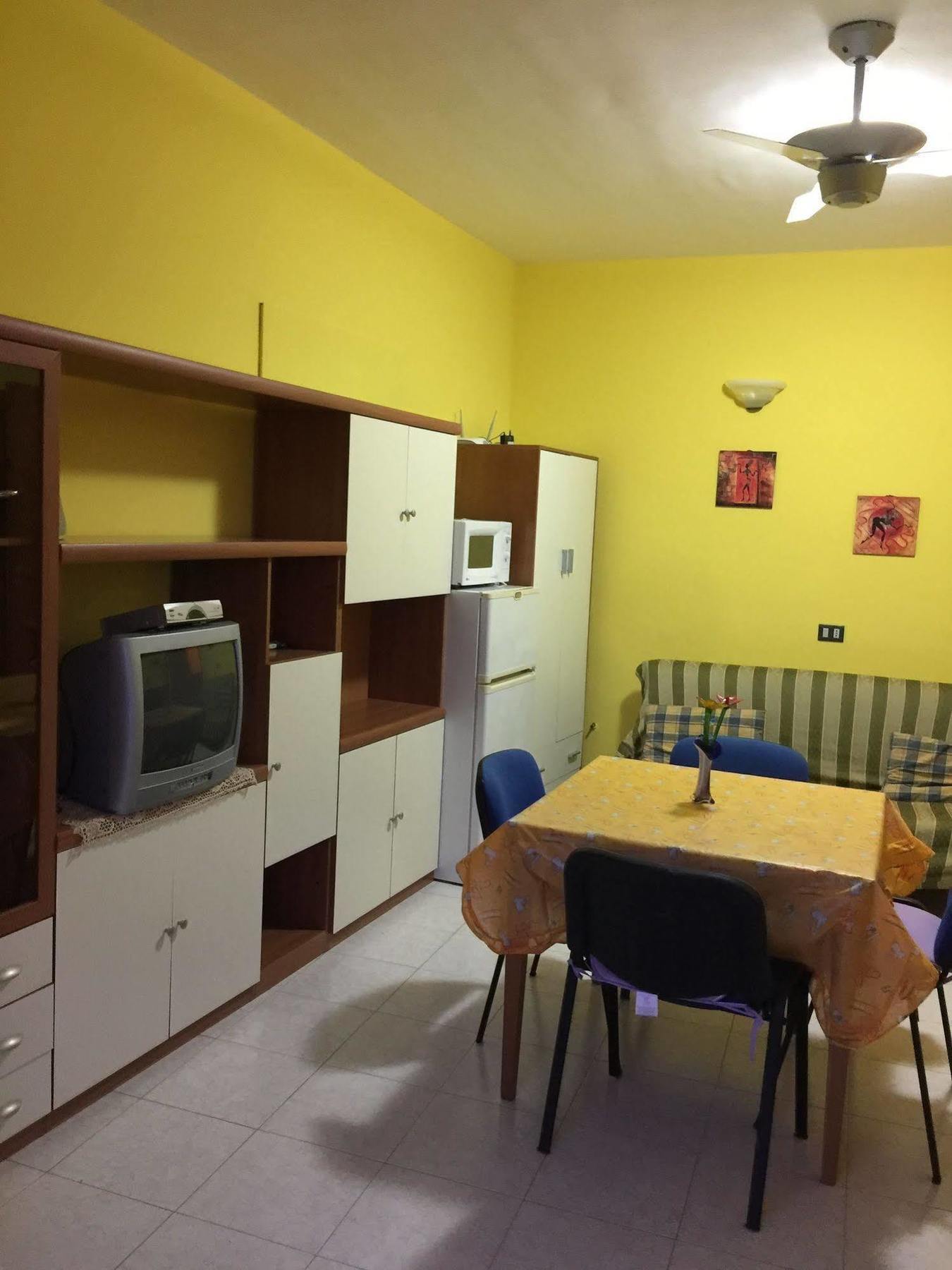 Casa Vacanza Da Rosa Letojanni Exterior foto